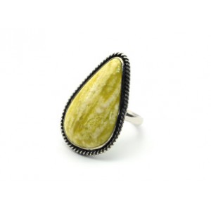 Кольцо с лизардитом "Капля" 22*34мм, .