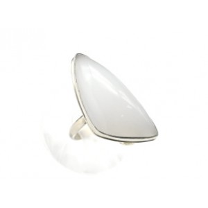Кольцо с кахолонгом "Грация" 16*22мм