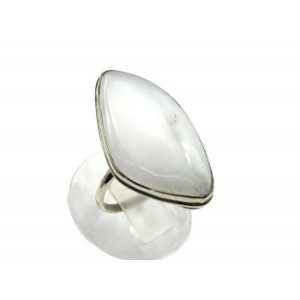 Кольцо кахолонг "Грация" 18*33мм