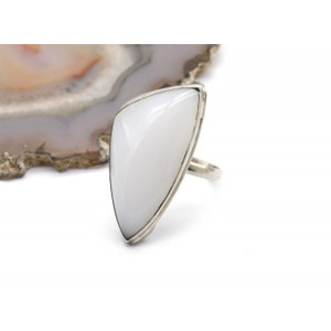 Кольцо кахолонг "Грация" 19*35мм