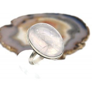 Кольцо розовый кварц "Овал" 23*29мм Кольцо розовый кварц "Овал" 23*29мм