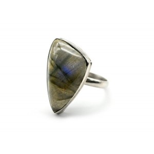 Кольцо лабрадор "Грация" 15*23мм