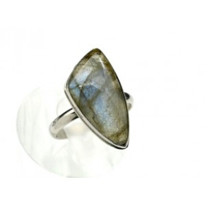 Кольцо с лабрадором "Грация" 12*22мм