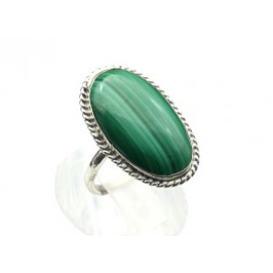 Кольцо с малахитом "Овал" 16*26мм