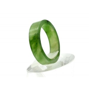 Кольцо из нефрита, ширина 5-6мм