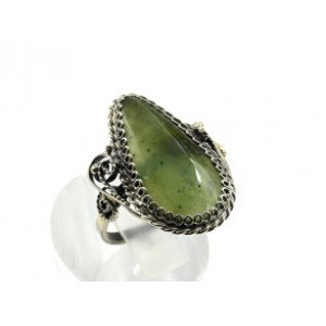 Кольцо нефрит "Капля" 16*26мм