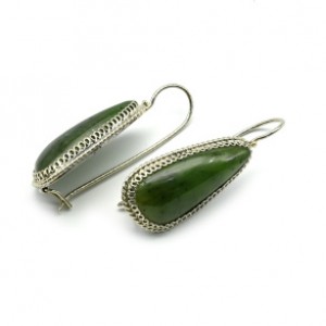 Серьги нефрит "Грация" 15*30мм