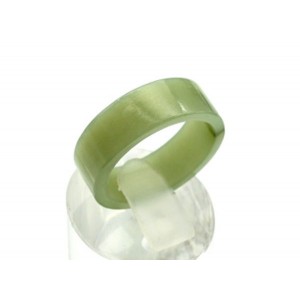 Кольцо из нефрита, ширина 6мм