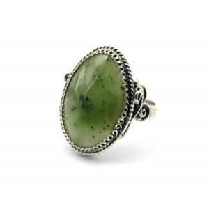 Кольцо нефрит "Грация" 20*28мм