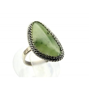 Кольцо нефрит "Грация" 13*24мм