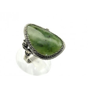 Кольцо нефрит "Грация" 23*31мм