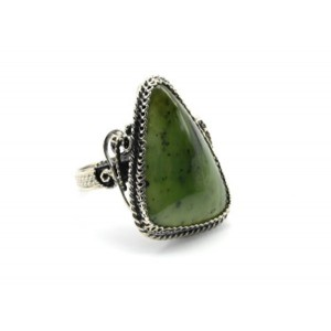 Кольцо нефрит "Грация" 21*28мм