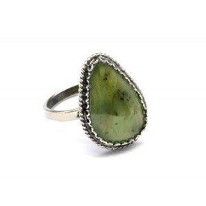 Кольцо нефрит "Грация" 14*20мм
