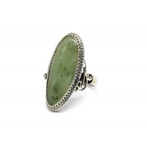 Кольцо нефрит "Грация" 17*36мм
