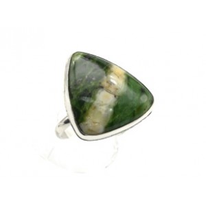 Кольцо опал зеленый (хромопал) 24*24мм