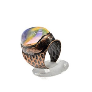 Кольцо с опалом искусственным 19*29мм в античной оправе Кольцо с опалом искусственным 19*29мм в античной оправе