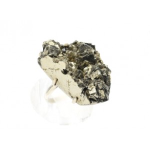 Кольцо с пиритом 22*32мм.