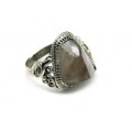 Кольцо раухтопаз 19*21мм Кольцо раухтопаз 19*21мм