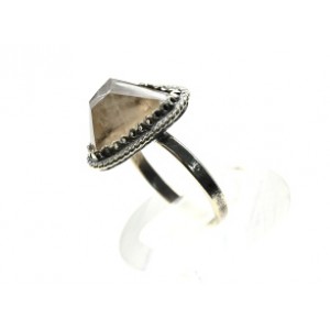 Кольцо раухтопаз кристалл 11*17мм Кольцо раухтопаз кристалл 11*17мм