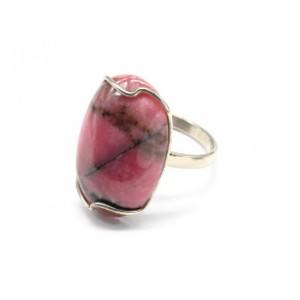Кольцо с родонитом 15*23мм.