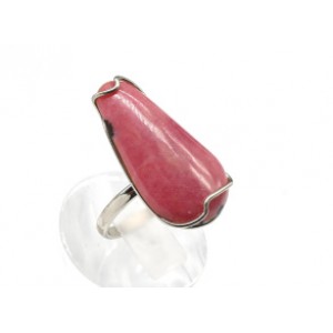 Кольцо родонит 14*28мм.