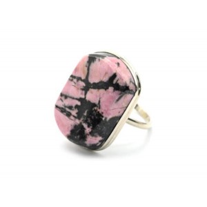 Кольцо родонит "Прямоугольник" 20*28мм