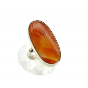 Кольцо с сердоликом "Овал" 16*31мм