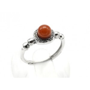 Кольцо с сердоликом 5мм