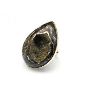 Кольцо из симбирцита "Капля" 33*43мм