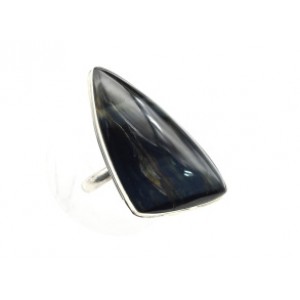 Кольцо соколиный глаз "Грация" 18*32мм