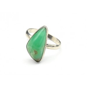 Кольцо из хризопраза "Грация" 10*18мм