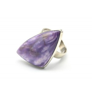 Кольцо из чароита "Грация" 19*32мм Кольцо из чароита "Грация" 19*32мм