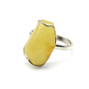 Кольцо янтарь молочный 12*21мм