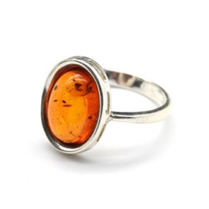 Кольцо с янтарем C925 овал 14*18мм коньячный, 4,02гр (иск.)