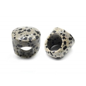 Крупное кольцо из яшмы перепелиной с гранями Круг 28мм