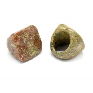 Кольцо перстень Квадрат 34мм из яшмы с гранями