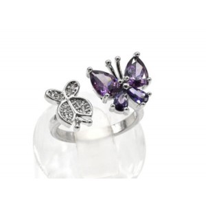 Кольцо бабочки 20*12мм цвет фиолетовый (иск.) Кольцо бабочки 20*12мм цвет фиолетовый (иск.)