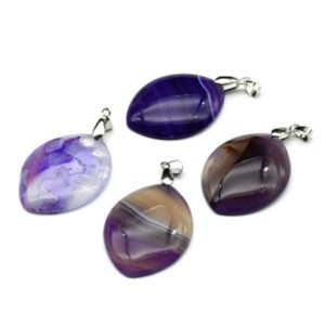 Подвеска из агата тонированного рис 30*40мм, цв.фиолетовый