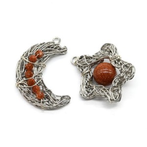 Комплект подвесок Полумесяц и Звезда из авантюрина (иск.)