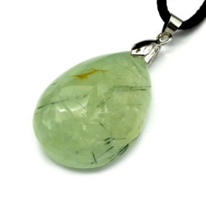 Кулон из пренита "Капля" 23*32мм, вес 10,4 г Кулон из пренита "Капля" 23*32мм, вес 10,4 г