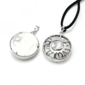 Подвеска Солнце двухсторонняя в металле с кахолонгом 27*27мм