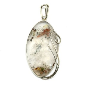 Кулон кварц с включениями 32*54мм.