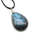 Кулон из лабрадорита "Капля" 27*40, вес 17,4г Кулон из лабрадорита "Капля" 27*40, вес 17,4г