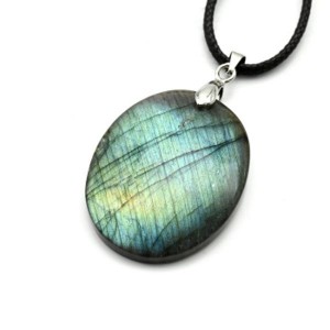 Кулон из лабрадорита "Овал" 26*32мм, вес 9,3 г