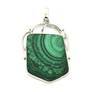 Кулон малахит уральский 36*47мм.