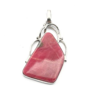 Кулон родонит "Орлец" 28*43мм.