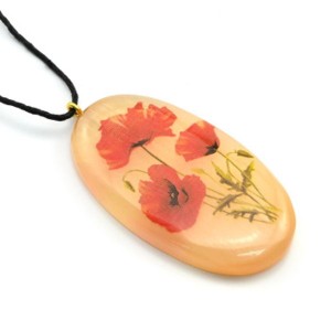 Кулон из селенита "Цветы №16" овал 28*50мм, на шнурке Кулон из селенита "Цветы №16" овал 28*50мм, на шнурке