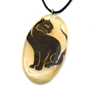 Кулон из селенита "Киска 5" овал 27*50мм, на шнурке