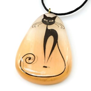 Кулон из селенита "Киска 4" капля 35*50мм, на шнурке