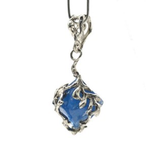 Кулон флюорит "Кубик" 19*30мм